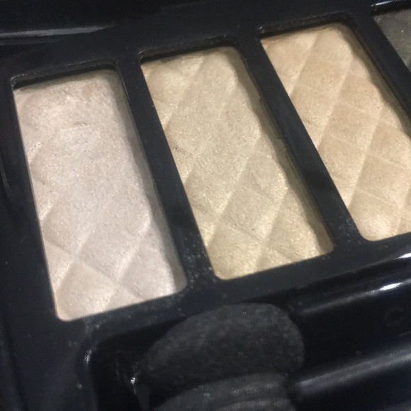 RARE Chanel eyeshadow Ombres Matelassees Made in Italy 5 shades - Picture 2 of 5